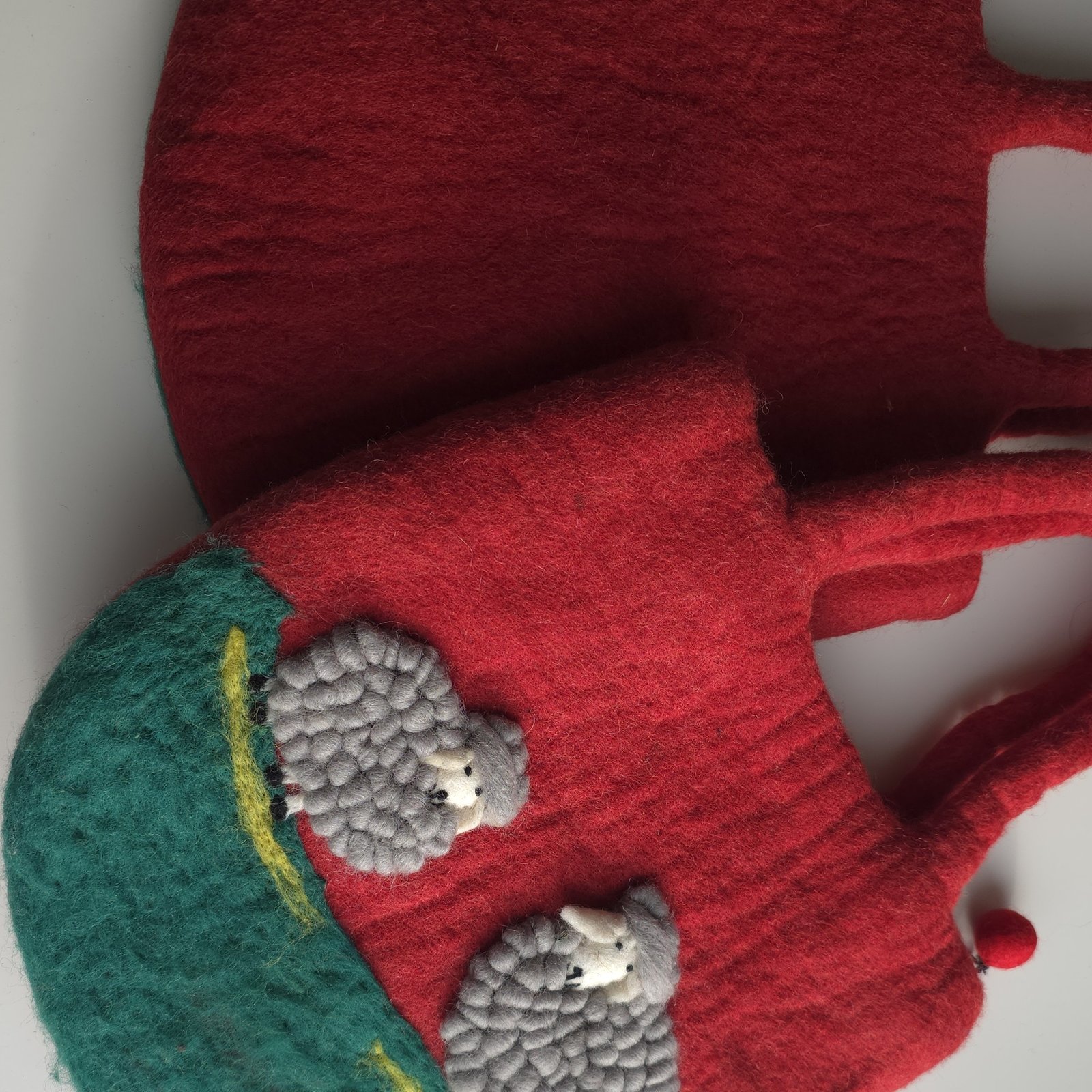 Meadow Sheep Bag - Image 4