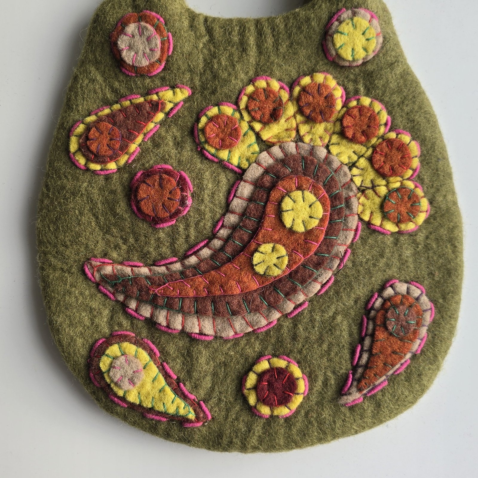 Olive Paisley Felt Bag - Image 3