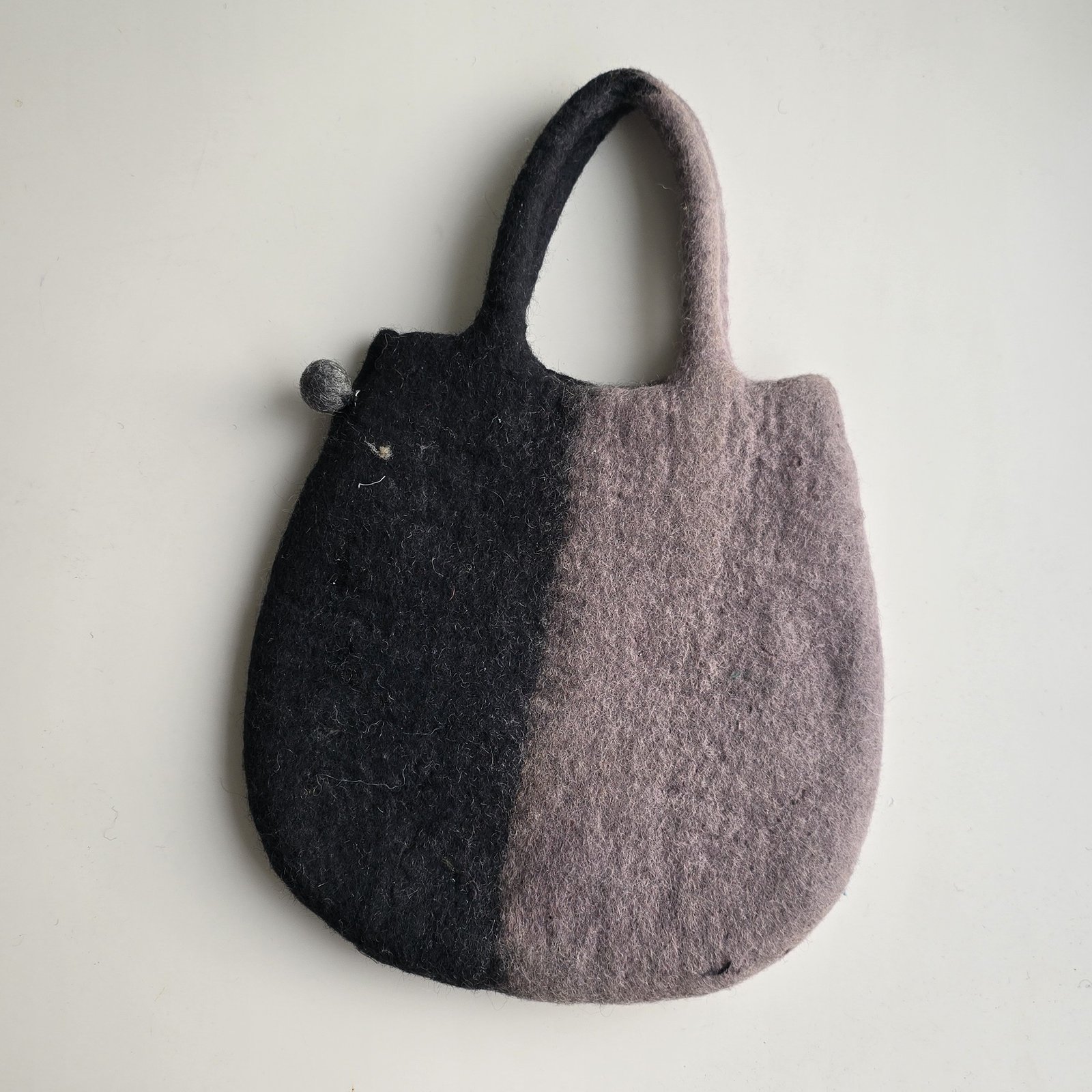 Ash Split Felt Bag - Image 4