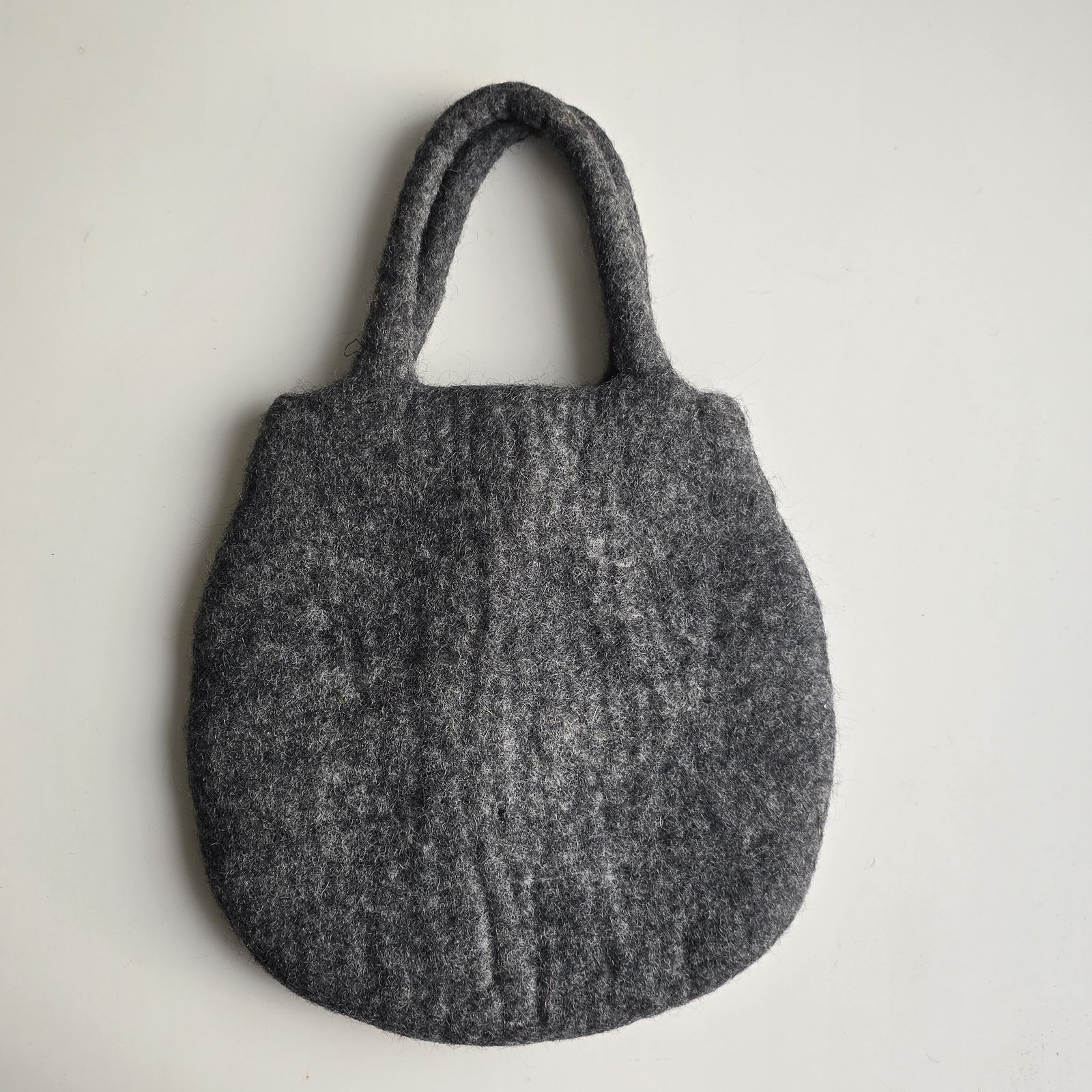 Radiant Bloom Felt Handbag - Image 4