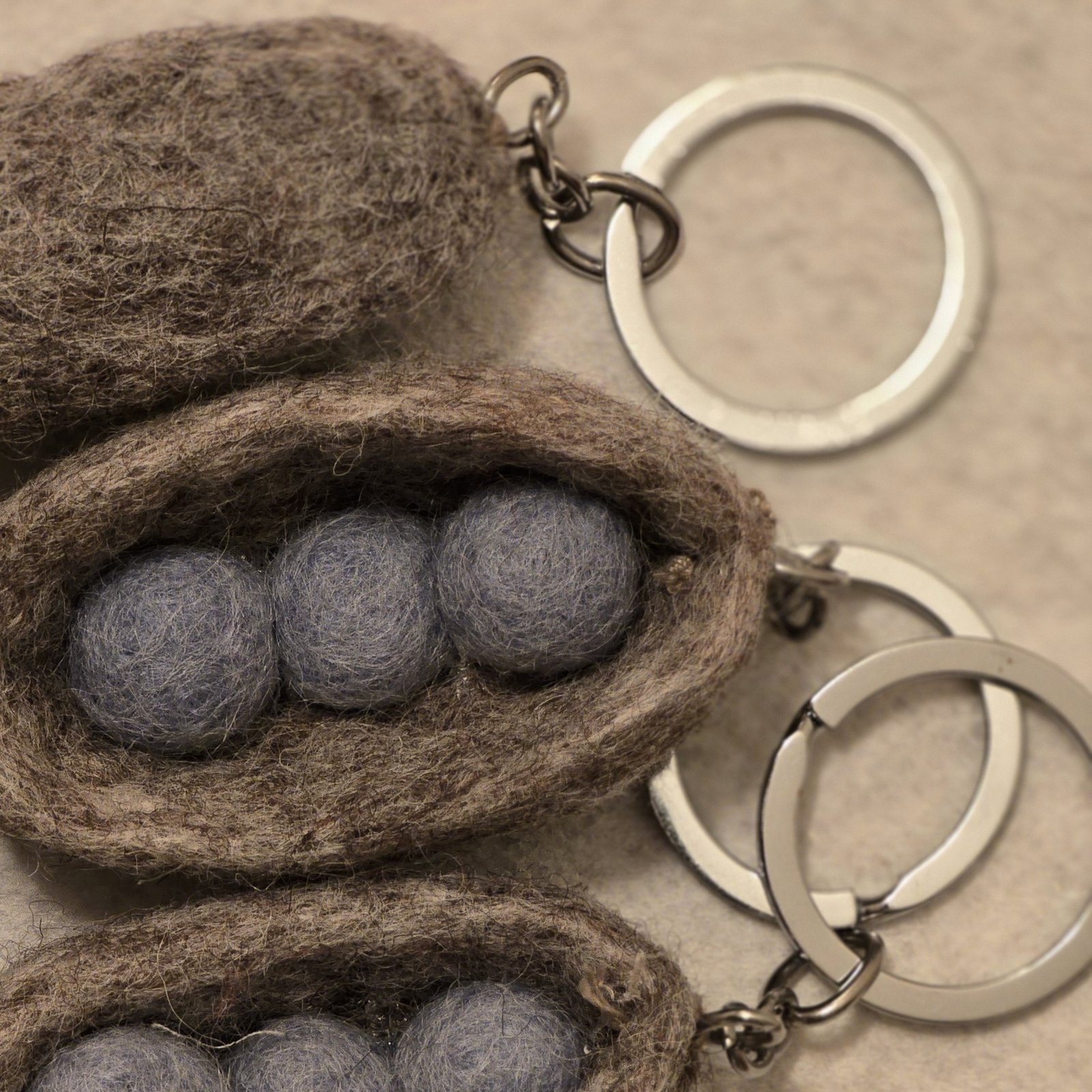 Felt Pea Pod Keyring - Image 2